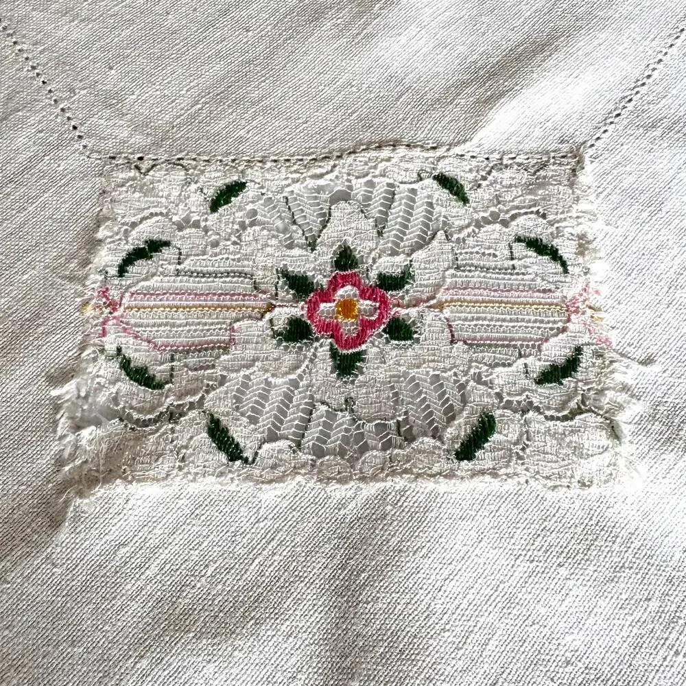 Vintage Cotton Cutwork Table Topper, Floral Embroidery 26.5x28